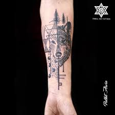 Wolf Geometric Tattoo Geometric Wolf Tattoo Tattoos Cool Forearm Tattoos