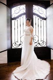 Lace Long Sleeve Wedding Dress Elegant Bridal Portraits Bridal Portrait Location In Long Sleeve Wedding Gowns Wedding Dress Long Sleeve Wedding Dresses