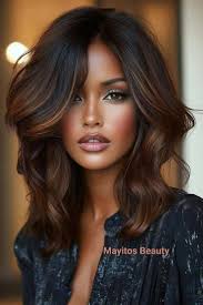 Nuevos Cortes para Señoras de +60 años que son Tendencia 2024 Luce Jovial a  toda hora