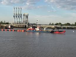 Maintenance dredging is now only a basic task, while other fields are growing in demand much faster: The Difference Between Hydraulic Dredging Mechanical Dredging