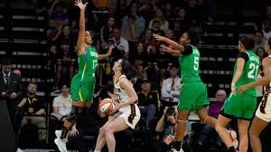 Caitlin Clark returns to Iowa in Fever's preseason game against Brazil  despite leg injury - Newsday