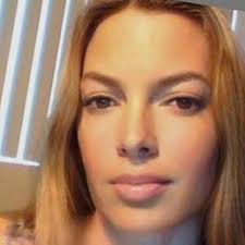 In a World... [UK Import]: Amazon.de: Lake Bell, Fred Melamed, Demetri  Martin, Michaela Watkins, Ken Marino, Rob Corddry, Lake Bell, Lake Bell,  Fred Melamed, Jett Steiger, Eddie Vaisman, Lake Bell, Mark Roberts,