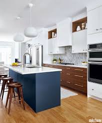 Our kitchen styles analysis is based off analyzing the assigned styles of 1,675,494 kitchens. A Toronto Home With An Expert Pairing Of Art And Mid Century Modern Accents Style At Home Modern Kitchen Design Mid Century Modern Kitchen Home Decor Kitchen