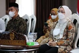 Halo sobat semua pada kesempatan kali ini admin akan memberikan sebuah informasi mengenai maraknya janda baru di daerah bandung. Jvssj2frjbrglm