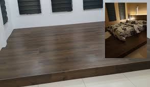 Para profesional biasanya menggunakan mesin rustic khusus, namun bagi para diy bisa mengandalkan sikat kawat. Menarik Juga Bilik Tanpa Katil Nampak Ringkas Begini Cara Buat Boleh Follow Keluarga