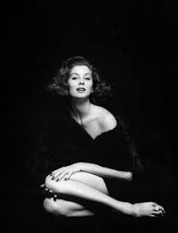 Pin By Chelsea Braun On Art In 2020 Suzy Parker Model Poses Photography Vintage Fashion Photography