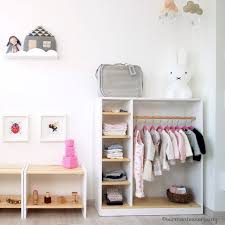 Cosimas Montessori Kinderzimmer Ourmontessoriway Montessori Babyzimmer Kinder Zimmer Kinder Schrank