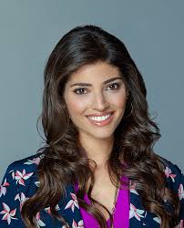 Amanda Setton's Instagram, Twitter & Facebook