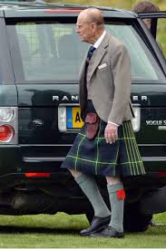 Il principe filippo duca di edimburgo, marito della regina d'inghilterra e padre del futuro re, oggi compie 90 anni. I 99 Anni Vissuti Con Stile Del Principe Filippo