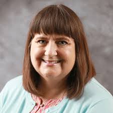 Eliza Cerna's Instagram, Twitter & Facebook