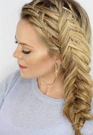 Inspiration Coiffure Pour Cheveux Comment Faire Une Tresse En Cascade Coiffure Cheveux Coiffure Coiffure Hippie
