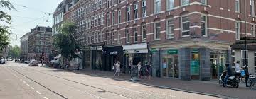 Beter is parkeren in een van de zijstraten. Amsterdam Ferdinand Bolstraat Een Blik Op Het Winkelaanbod V D Afgelopen 30 Jaar Locatus