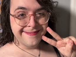 Fundraiser by Emma Martello : Help Emma get to safety