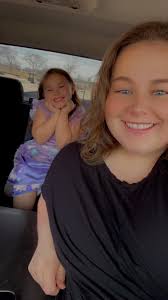 Women attending yungblud detroit show solo?