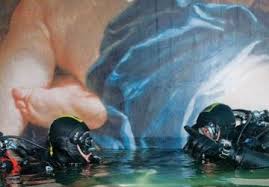 The labyrinths of terror