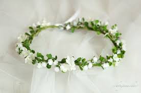 Schmaler Blumenkranz Mit Schleierkraut Haarkranz Haarschmuck Etsy In 2020 Wedding Hair Wreath Hair Wreaths Wedding Hair Accessories