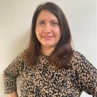 Camilla Woods's Instagram, Twitter & Facebook