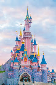Disneyland paris is a theme park in paris, france. Disneyland In Paris All About The Disneyland Site In Paris Disney Princess Wallpaper Disneyland Pictures Disney Castle