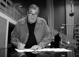 Poruszający wpis i zdjęciawnuczka krzysztofa kowalewskiego opublikowała w mediach społecznościowych wpis, w. Nie Zyje Krzysztof Kowalewski Slowa Zony Lamia Serce Wielki Cios Dla Polskiego Kina Super Express Wiadomosci Polityka Sport