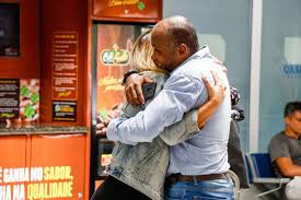 Please consider a devex pro subscription to support our journalism. Pelo Fim Da Pandemia E Pela Volta Dos Abracos Artes Campo Grande News