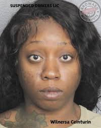 ROBINSON, ASHLEY 12/07/1993 FLORIDA Charges 1 AGG ASSAULT W/ DEADLY WEAPON  WITHOUT INTENT TO KILL 2 TOUCH OR STRIKE/BATTERY 3 NEGLECT CHILD WITHOUT  GREAT BODILY HARM 4 DUI UBAL>.15 OR ACCOM BY