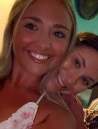 Meredith Meriwether (@meredith.meriwether) • Instagram photos and videos