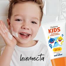 AVON Representative- Elinés Avilés Rosario