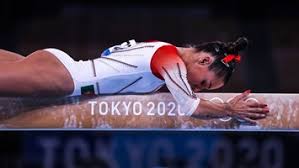 A atleta portuguesa teve um bom desempenho e apresentou ao mundo um movimento que inventou. Wsfshd Vpcpv8m