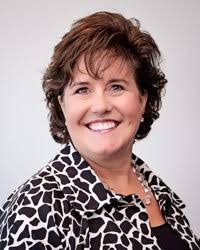 Karen Apperson's Instagram, Twitter & Facebook