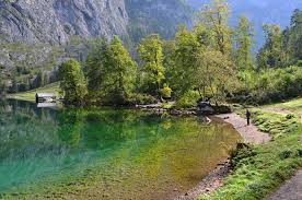 Die fahrt zur endstation nach salet in st. A Tale Of Two Beautiful Bavarian Lakes Konigssee And Obersee Buzztrips Co Uk