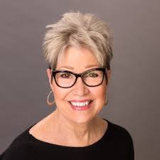 Teri Bennett (@TeriBennett12)