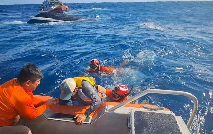 Rescatan a tres náufragos en Acapulco- Grupo Milenio