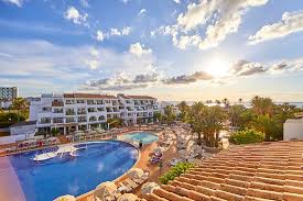 Ma non solo, per i giovani abbiamo offerte di appartamenti economici in affitto a ibiza. Ibiza I Migliori 10 Hotel Economici Con Prezzi Tripadvisor