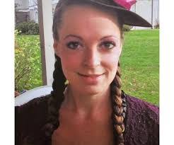 Maria Minnick's Instagram, Twitter & Facebook