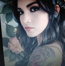 Coral Boulden's Instagram, Twitter & Facebook