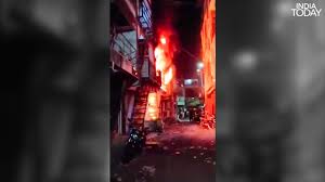 2 killed, 11 injured in cylinder blasts during suspected illegal refilling in Surat