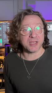 Papasidero Sharon Del Adel