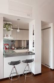 Sfoglia Le Immagini Di Cucina In Stile In Stile Moderno Di Cucina Lasciati Ispirare Dalle N Kitchen Design Small Cheap Kitchen Remodel Interior Design Kitchen