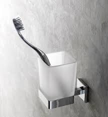 Capannoli, un nome leader nella produzione di accessori e complementi per il bagno esportati in 40 paesi al mondo. Arredobagnoline It Arredobagno Miscelatori Rubinetteria Piastrelle Ceramiche Vasche Sanitari Mobili Da Bagno Prezzi Bassi