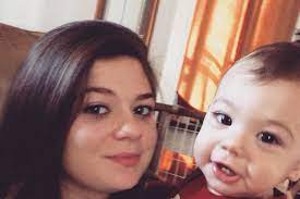 16 Pregnant S Autumn Crittendon Asks Viewers To Fund Home Repairs