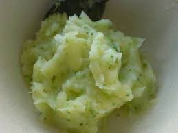 Mashed Potato Broccoli And Egg Yolk Baby Food Recipe Please Join Us Albee Baby On Facebook H Baby Food Recipes Homemade Baby Foods Baby Food Combinations
