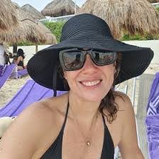 Maria Lecompte's Instagram, Twitter & Facebook