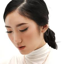 Ha Young Diamond Earring (P2110230098)