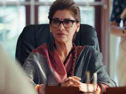 She was discovered by raj kapoor, who signed her up opposite his son, rishi, in the 1973 hit. Tandav Season 1 Saif Ali Khan Dimple Kapadia Tigmanshu Dhulia Mohd Zeeshan Ayyub Sunil Grover Kritika Kamra Kumud Kumar Mishra Sarah Jane Dias Dino Morea Gauahar Khan Sandhya Mridul Annup Sonii
