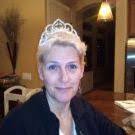 Melanie Ormsby's Instagram, Twitter & Facebook