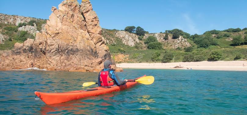 4 Hour Kayaking Day Trip with Kayak Nomad | Visit Jersey