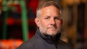 The Bookseller Crow owner Jonathan Main dies