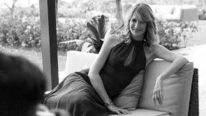 The three talented women sat down together for the first time since the noteworthy episode of ellen's sitcom aired. The Laura Dern Aissance From Blacklisted After Ellen To 2017 S Scene Stealer Entertainment Tonight