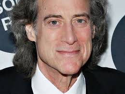 Una de las estrellas de Curb Your Enthusiasm: quién fue Richard Lewis y  cómo murió el comediante estadounidense nnda nnlt