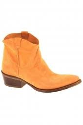 Vous y trouverez des bottines de marque qui associent un style actuel à des matériaux. Bottines D Ete Pour Femme Vente De Boots Et Bottines Italiennes En Cuir De Qualite